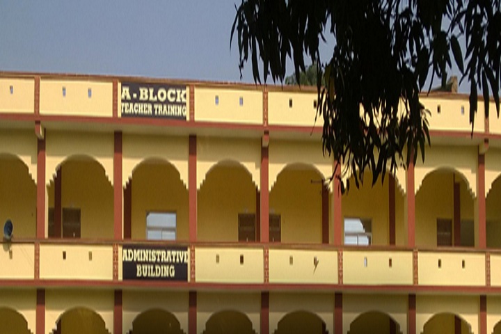 https://cache.careers360.mobi/media/colleges/social-media/media-gallery/13694/2020/3/21/Campus view of Sant Ram Lakhan Degree College Allahabad_Campus-view.jpg